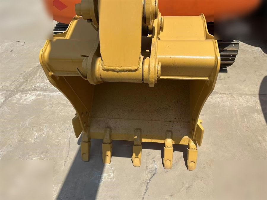 CATERPILLAR 306E - Верижен багер: снимка 3 CATERPILLAR 306E - Верижен багер: снимка 3