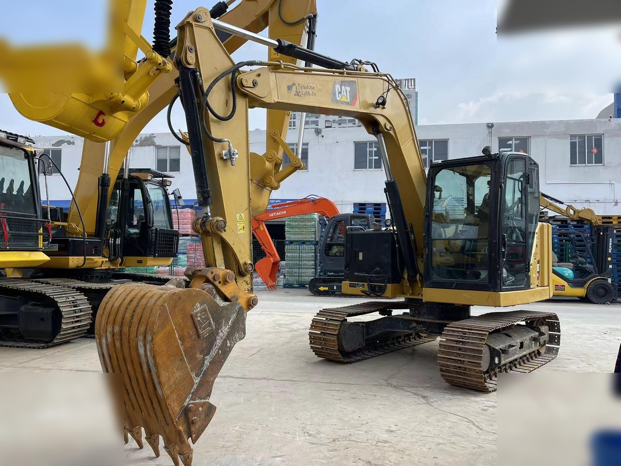 CATERPILLAR 307.5 - Верижен багер: снимка 2 CATERPILLAR 307.5 - Верижен багер: снимка 2