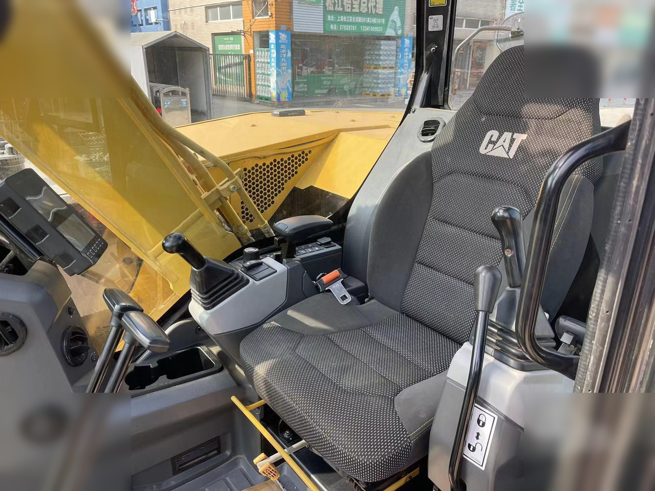 Верижен багер CATERPILLAR 307.5: снимка 8