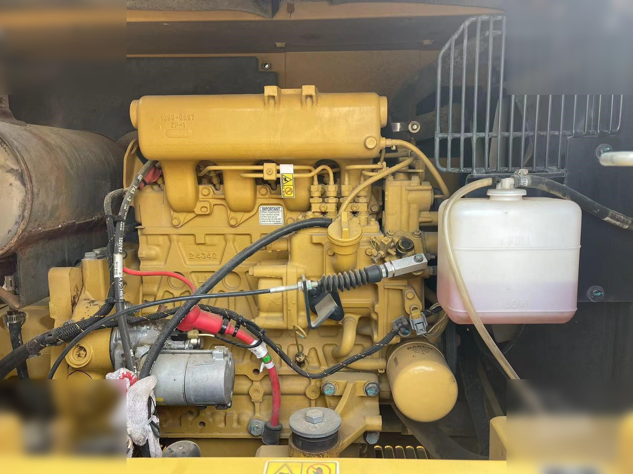 CATERPILLAR 307.5 - Верижен багер: снимка 5 CATERPILLAR 307.5 - Верижен багер: снимка 5