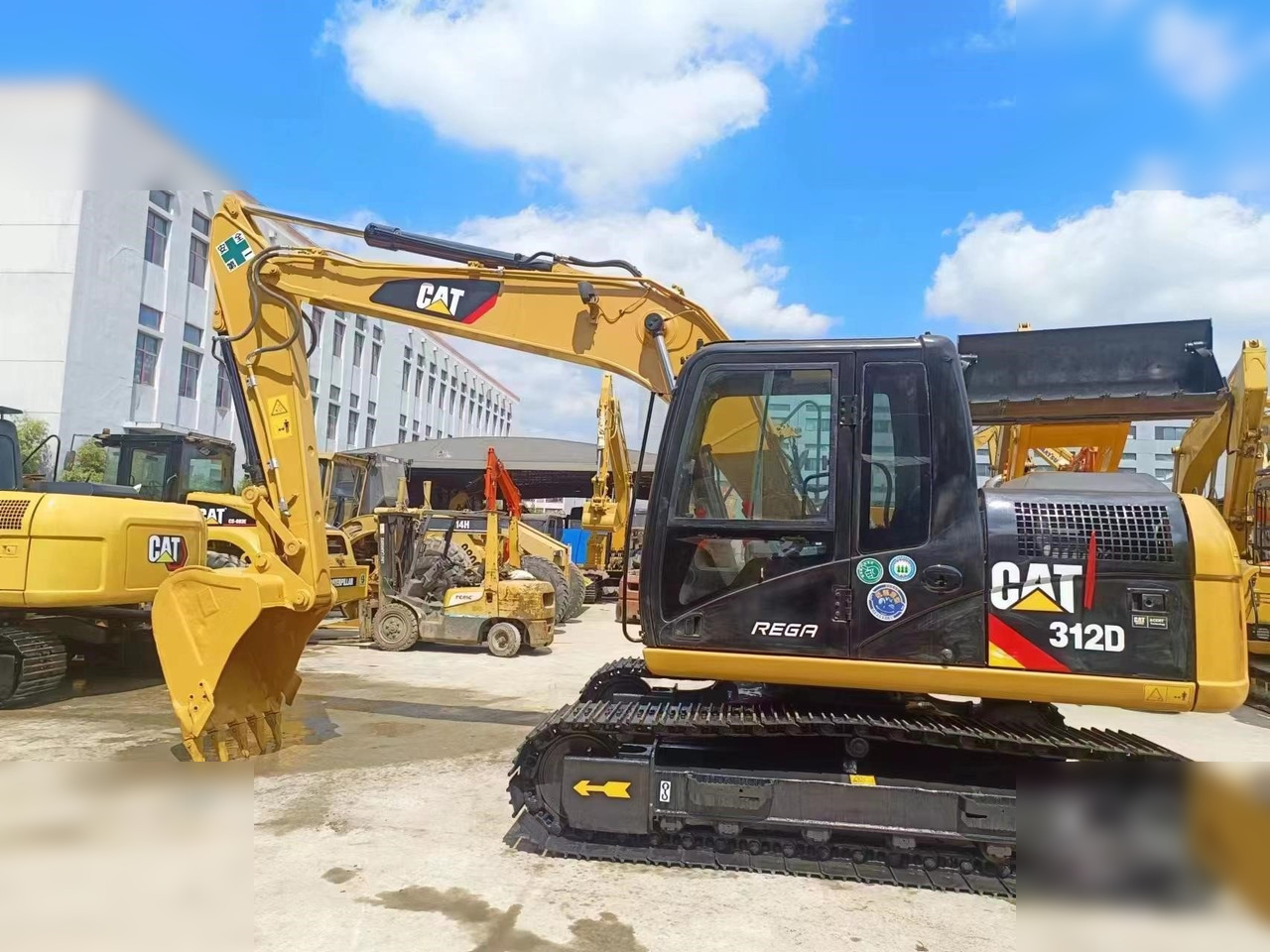 CATERPILLAR 312D - Верижен багер: снимка 2 CATERPILLAR 312D - Верижен багер: снимка 2
