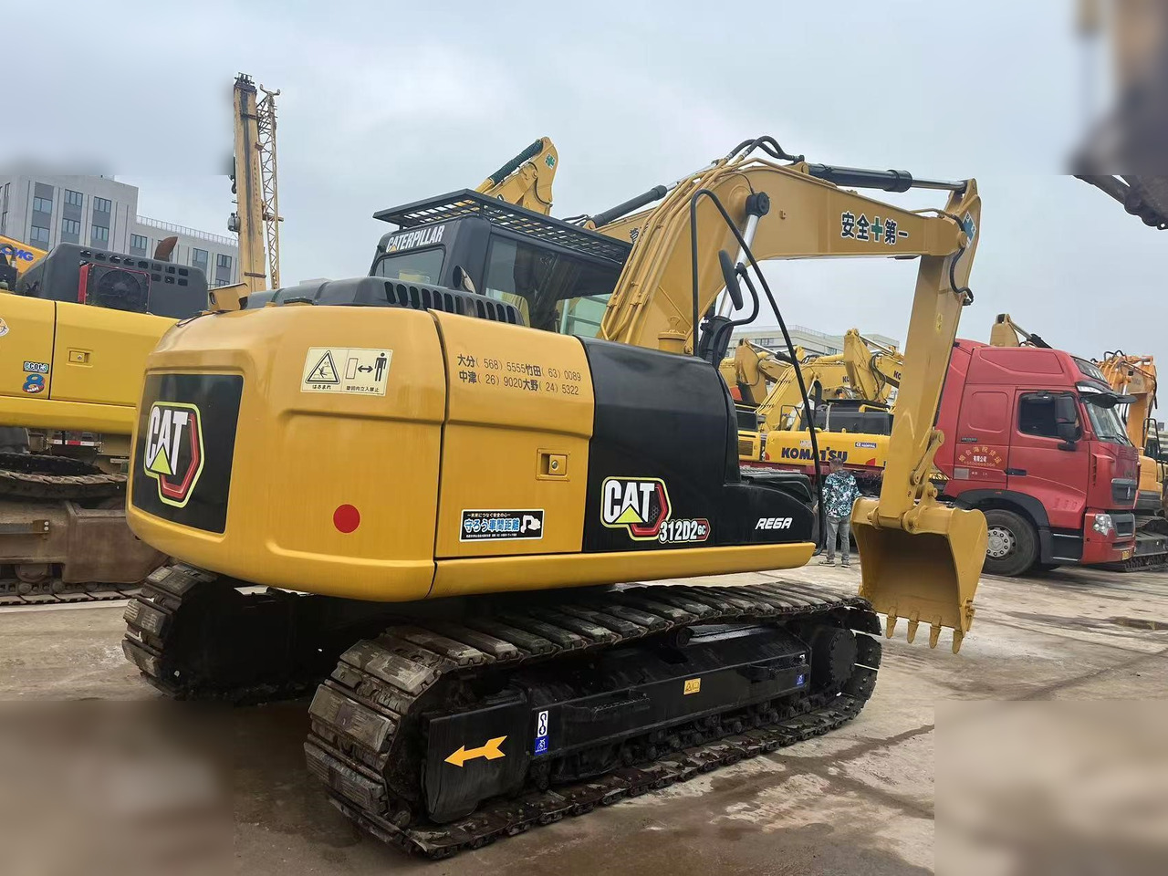 CATERPILLAR 312D2 GC - Верижен багер: снимка 1 CATERPILLAR 312D2 GC - Верижен багер: снимка 1
