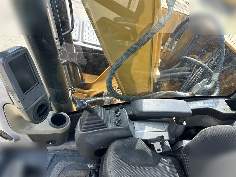 Верижен багер CATERPILLAR 313D2 GC: снимка 9