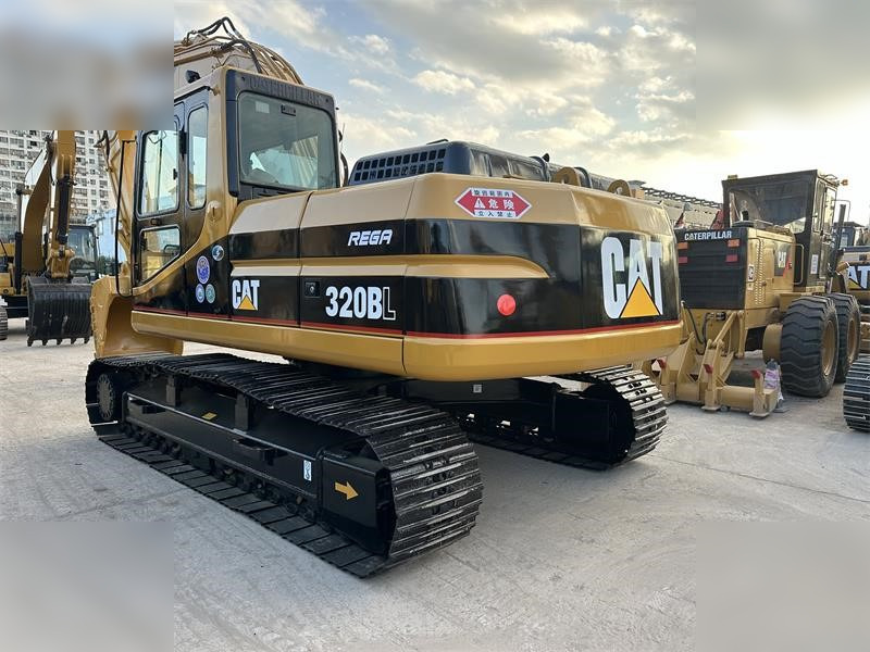 CATERPILLAR 320BL - Верижен багер: снимка 3 CATERPILLAR 320BL - Верижен багер: снимка 3
