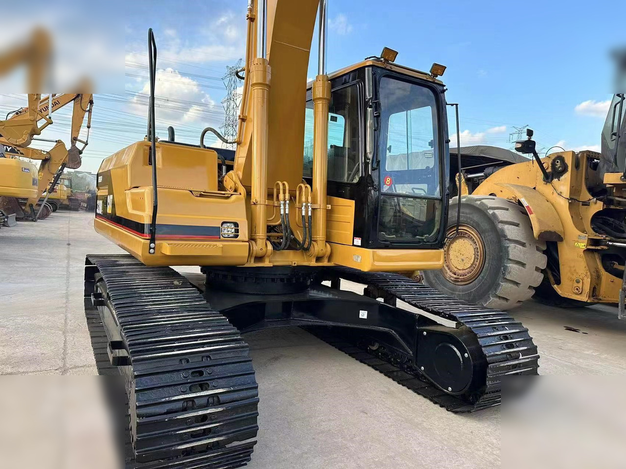 CATERPILLAR 320BL - Верижен багер: снимка 4 CATERPILLAR 320BL - Верижен багер: снимка 4