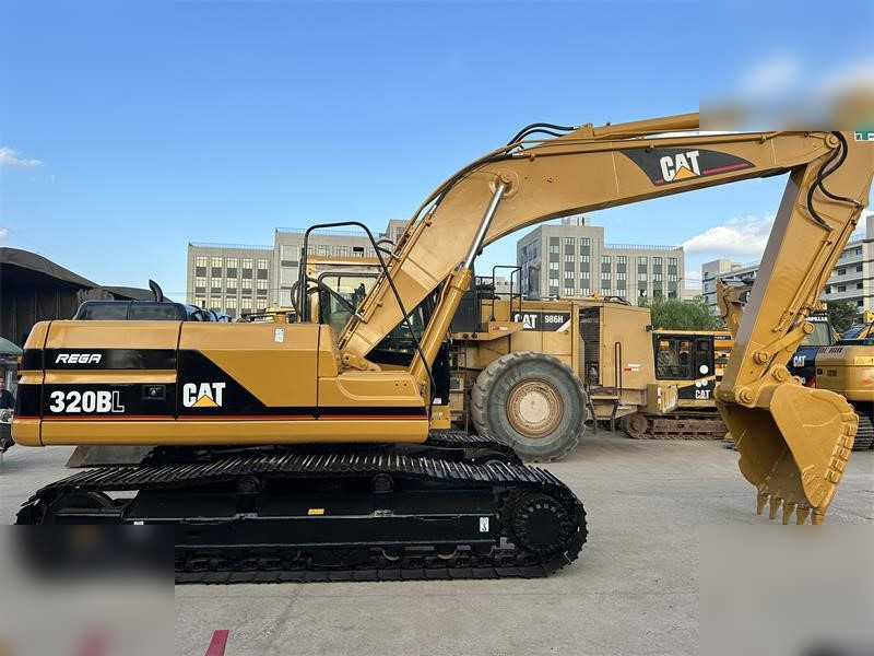 CATERPILLAR 320BL - Верижен багер: снимка 2 CATERPILLAR 320BL - Верижен багер: снимка 2