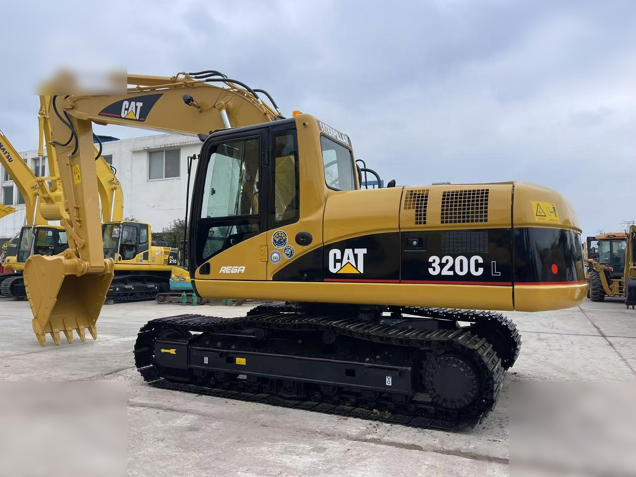CATERPILLAR 320C - Верижен багер: снимка 2 CATERPILLAR 320C - Верижен багер: снимка 2