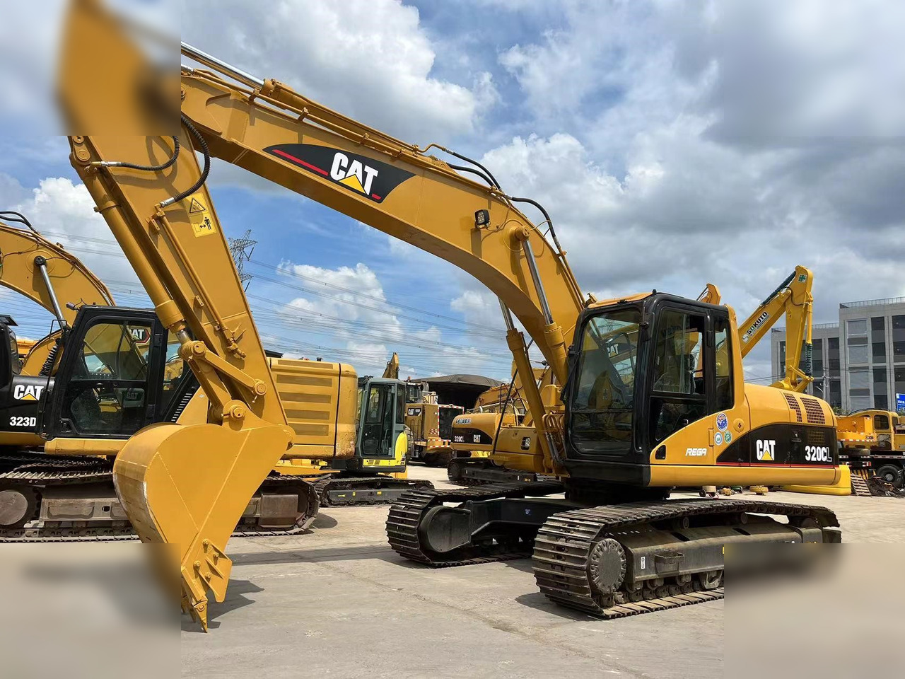 CATERPILLAR 320CL - Верижен багер: снимка 5 CATERPILLAR 320CL - Верижен багер: снимка 5