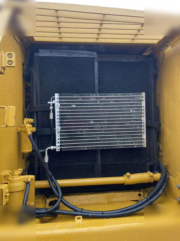CATERPILLAR 320CL - Верижен багер: снимка 5 CATERPILLAR 320CL - Верижен багер: снимка 5