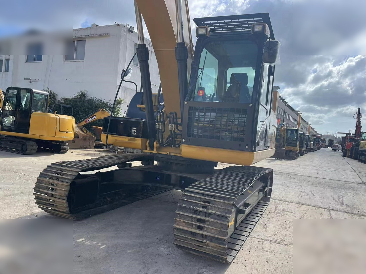 CATERPILLAR 320D - Верижен багер: снимка 3 CATERPILLAR 320D - Верижен багер: снимка 3