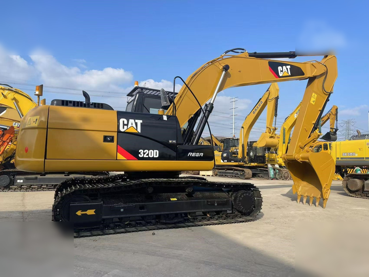 CATERPILLAR 320D - Верижен багер: снимка 2 CATERPILLAR 320D - Верижен багер: снимка 2
