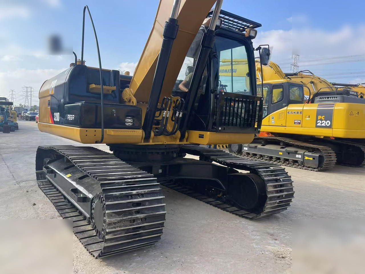 CATERPILLAR 320D - Верижен багер: снимка 3 CATERPILLAR 320D - Верижен багер: снимка 3