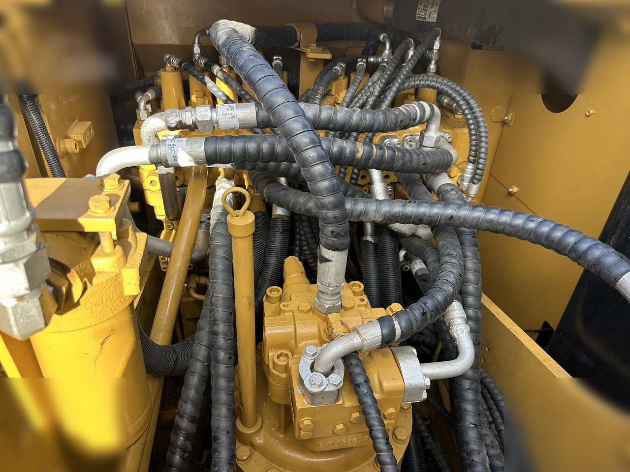 CATERPILLAR 320D - Верижен багер: снимка 3 CATERPILLAR 320D - Верижен багер: снимка 3