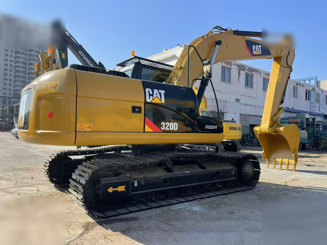 CATERPILLAR 320D - Верижен багер: снимка 3 CATERPILLAR 320D - Верижен багер: снимка 3