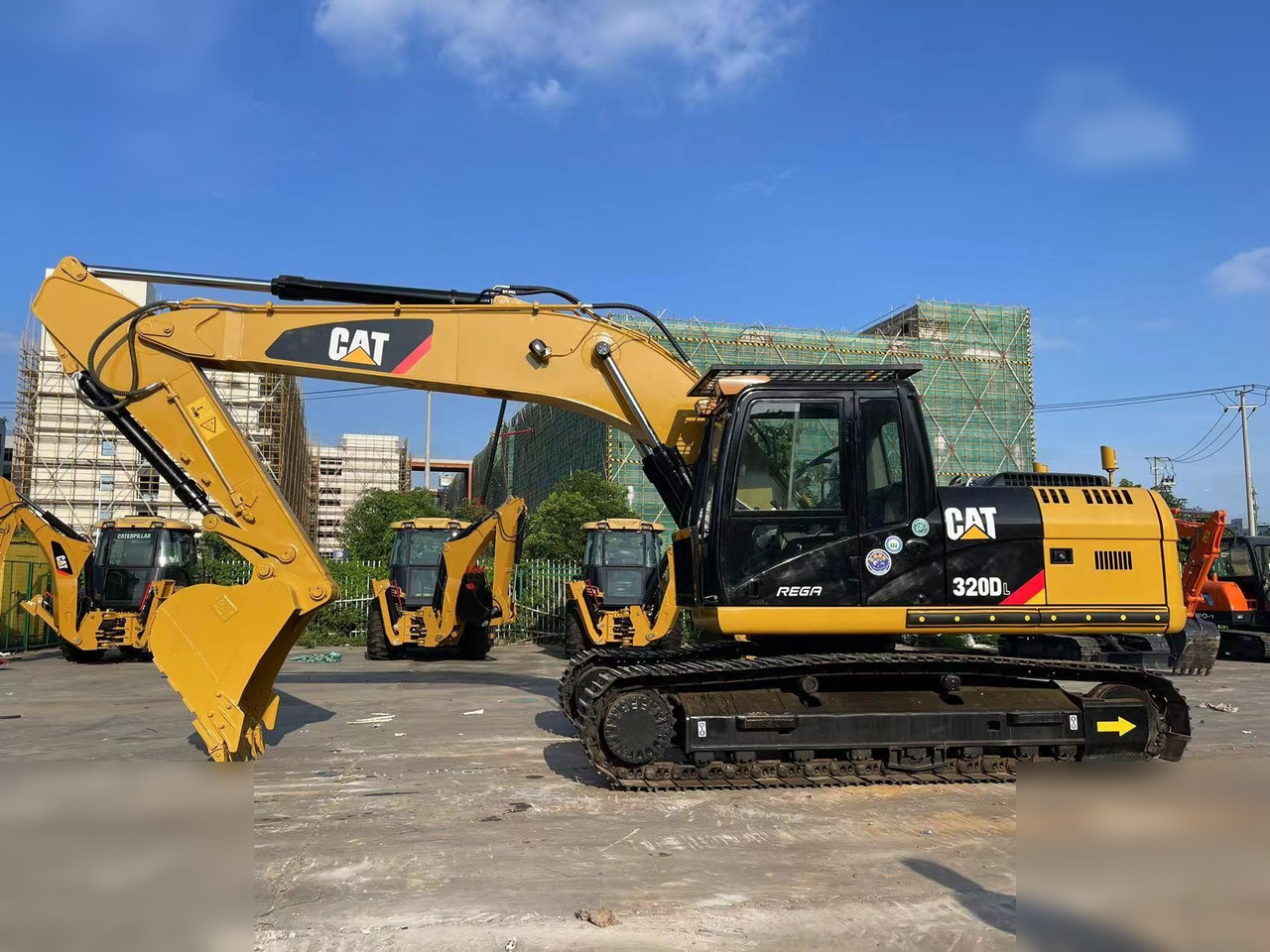 CATERPILLAR 320DL - Верижен багер: снимка 1 CATERPILLAR 320DL - Верижен багер: снимка 1