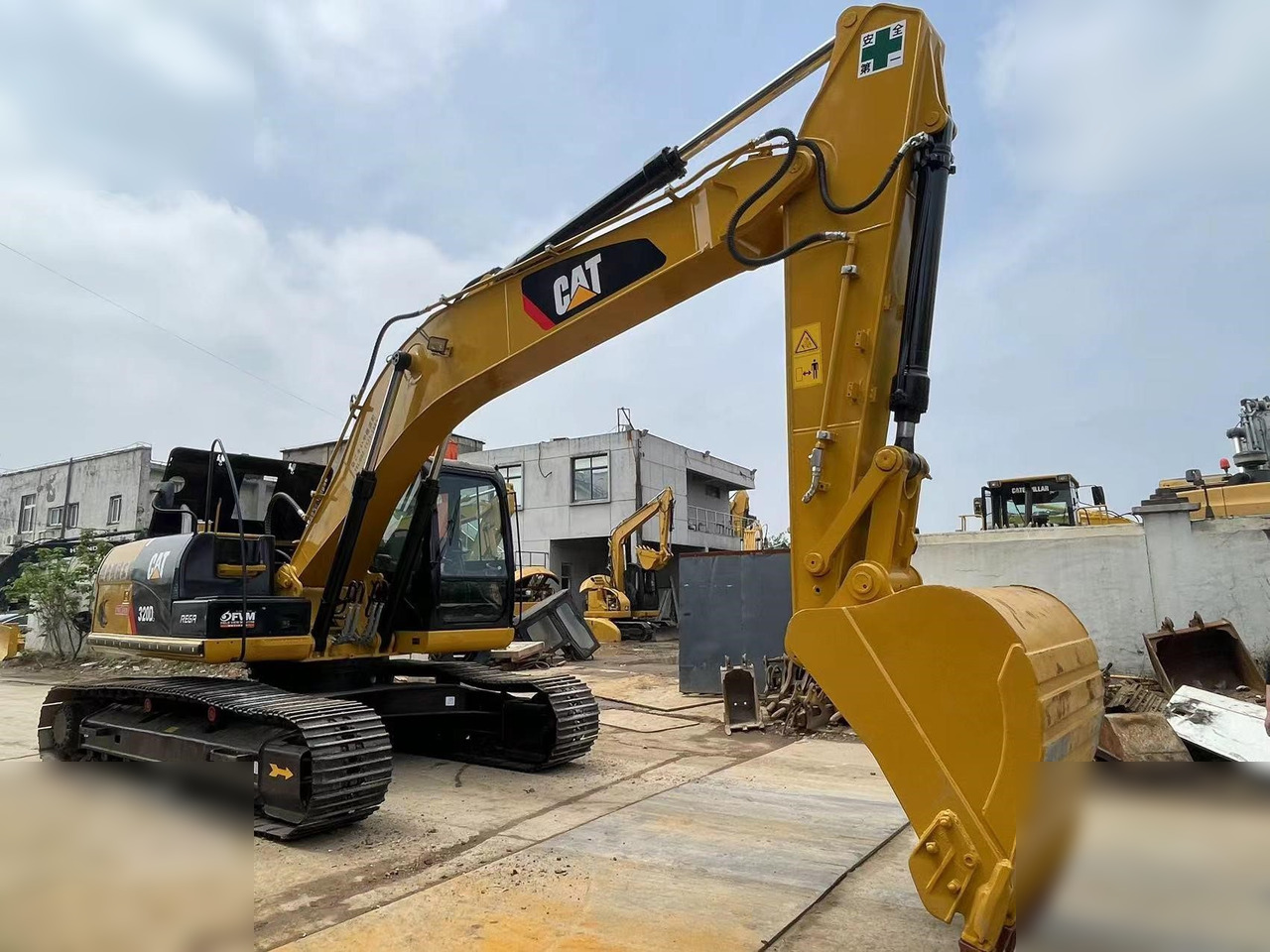 CATERPILLAR 320DL - Верижен багер: снимка 4 CATERPILLAR 320DL - Верижен багер: снимка 4
