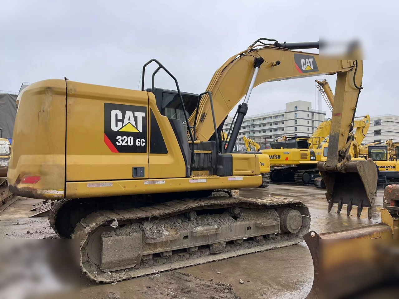 CATERPILLAR 320GC - Верижен багер: снимка 3 CATERPILLAR 320GC - Верижен багер: снимка 3