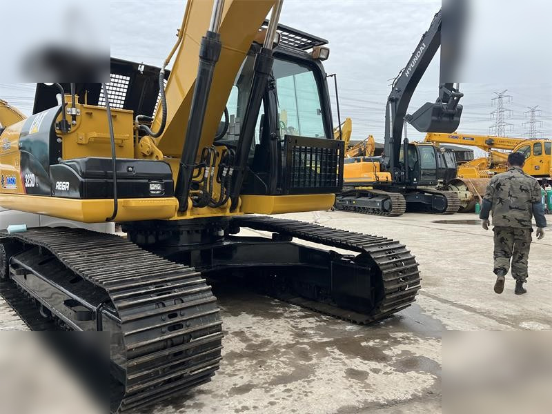 CATERPILLAR 323DL - Верижен багер: снимка 4 CATERPILLAR 323DL - Верижен багер: снимка 4
