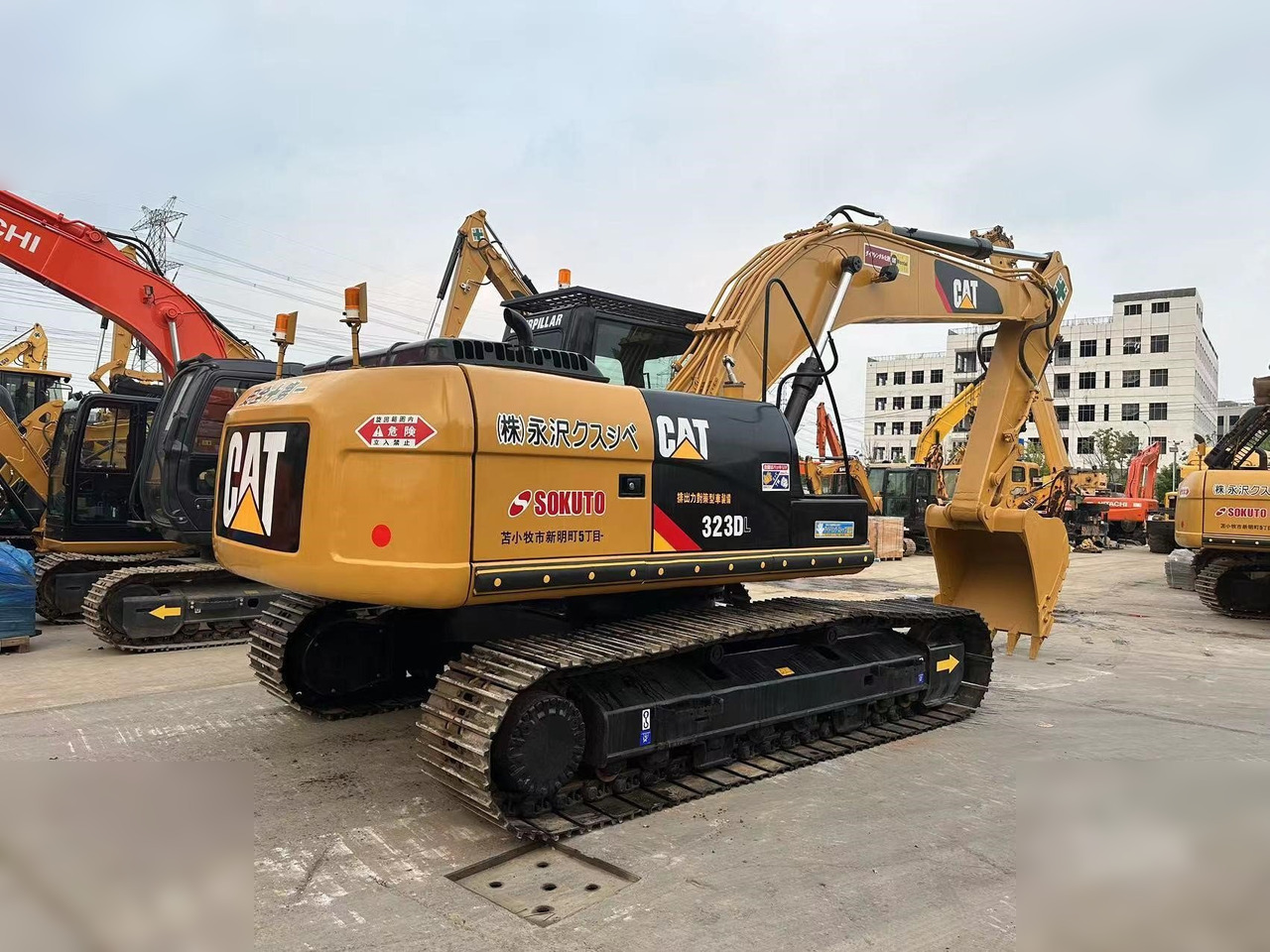 CATERPILLAR 323DL - Верижен багер: снимка 3 CATERPILLAR 323DL - Верижен багер: снимка 3