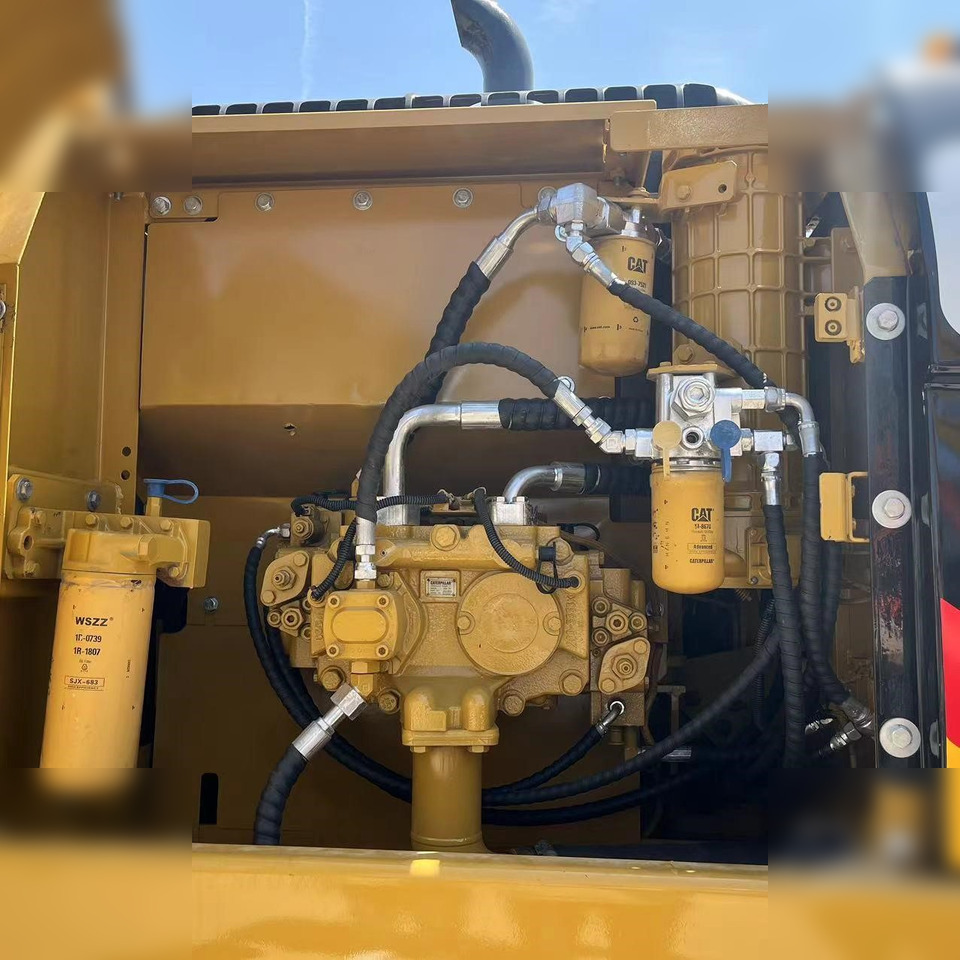 CATERPILLAR 323DL - Верижен багер: снимка 5 CATERPILLAR 323DL - Верижен багер: снимка 5