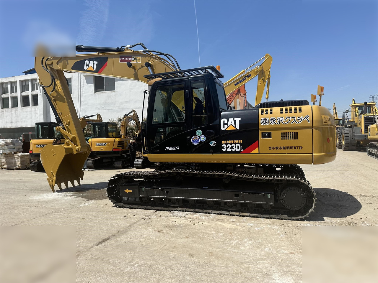 CATERPILLAR 323DL - Верижен багер: снимка 1 CATERPILLAR 323DL - Верижен багер: снимка 1