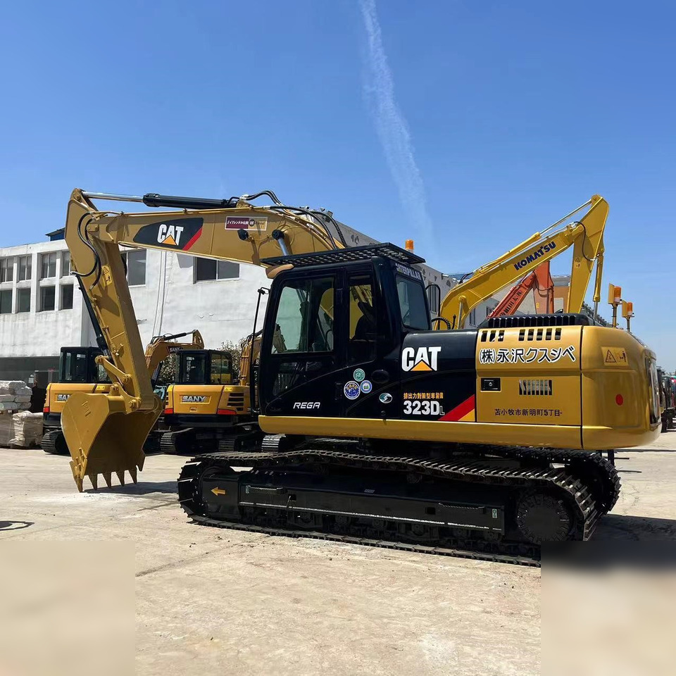 CATERPILLAR 323DL - Верижен багер: снимка 2 CATERPILLAR 323DL - Верижен багер: снимка 2