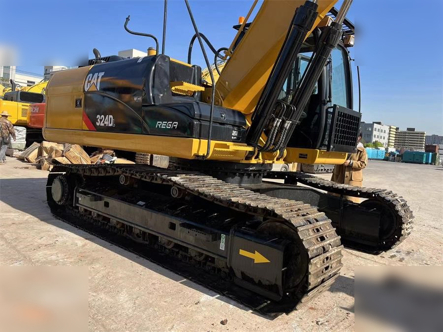 CATERPILLAR 324DL - Верижен багер: снимка 3 CATERPILLAR 324DL - Верижен багер: снимка 3