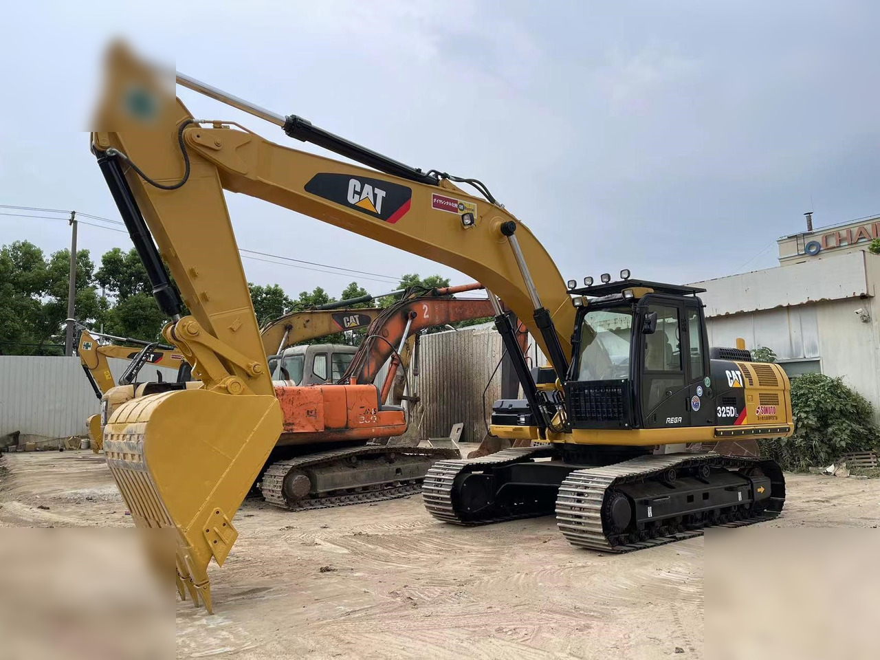 CATERPILLAR 325DL - Верижен багер: снимка 2 CATERPILLAR 325DL - Верижен багер: снимка 2