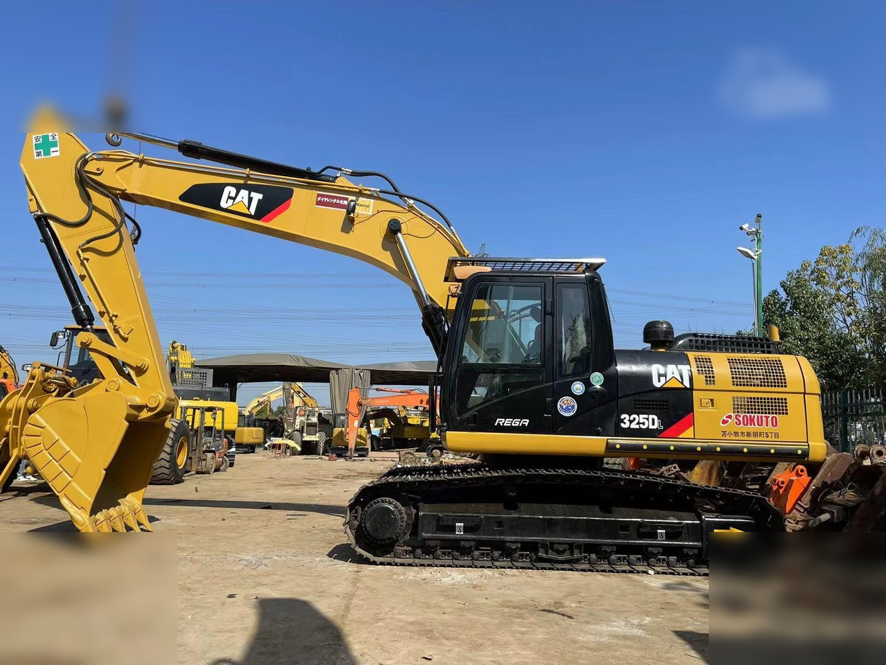 CATERPILLAR 325DL - Верижен багер: снимка 1 CATERPILLAR 325DL - Верижен багер: снимка 1