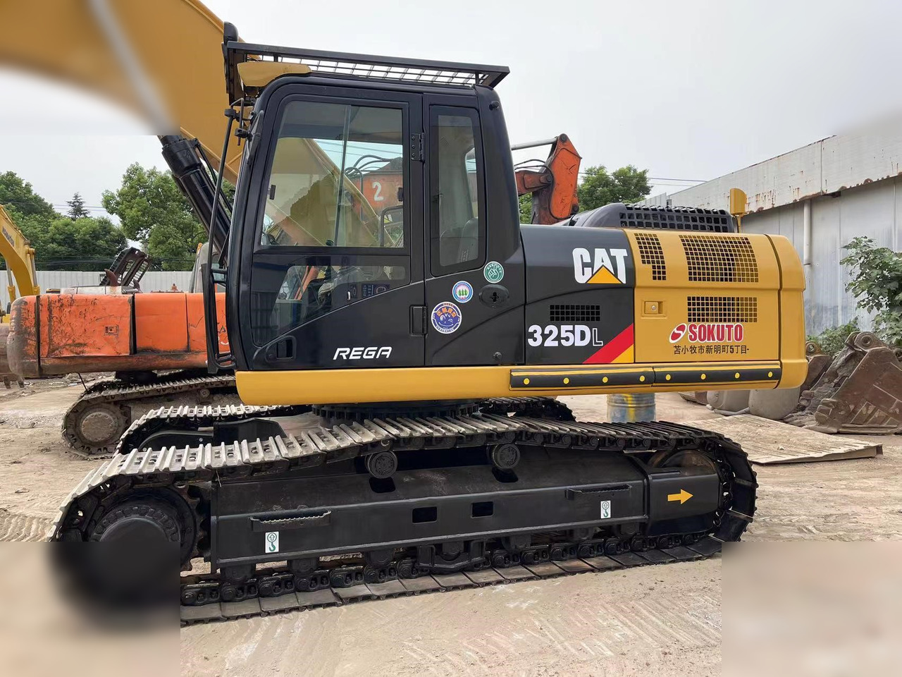 CATERPILLAR 325DL - Верижен багер: снимка 3 CATERPILLAR 325DL - Верижен багер: снимка 3