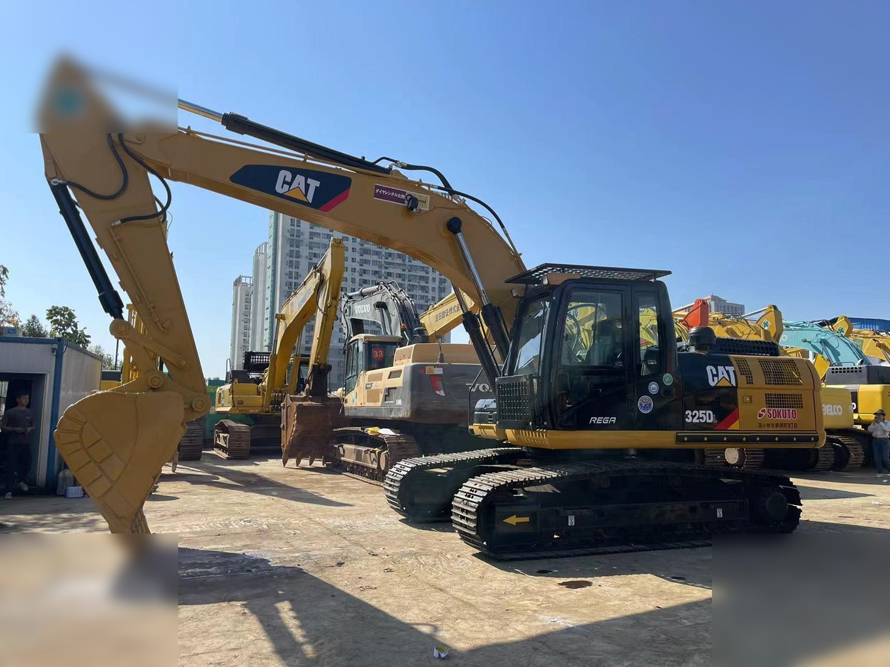 CATERPILLAR 325DL - Верижен багер: снимка 4 CATERPILLAR 325DL - Верижен багер: снимка 4