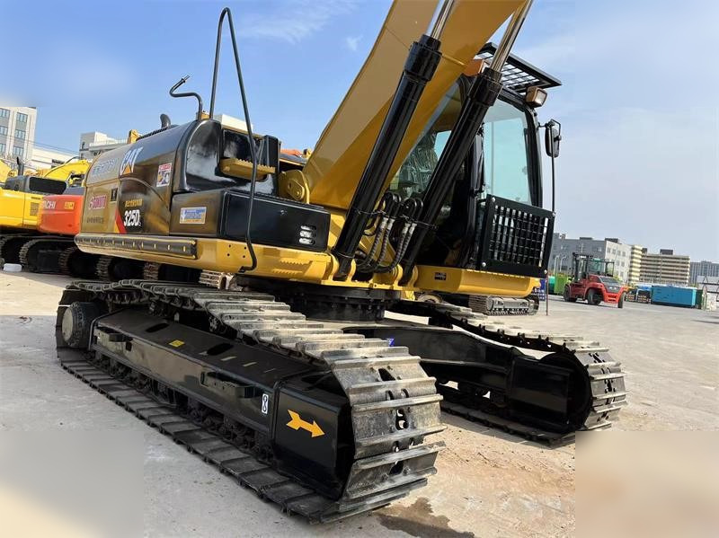 CATERPILLAR 325DL - Верижен багер: снимка 4 CATERPILLAR 325DL - Верижен багер: снимка 4
