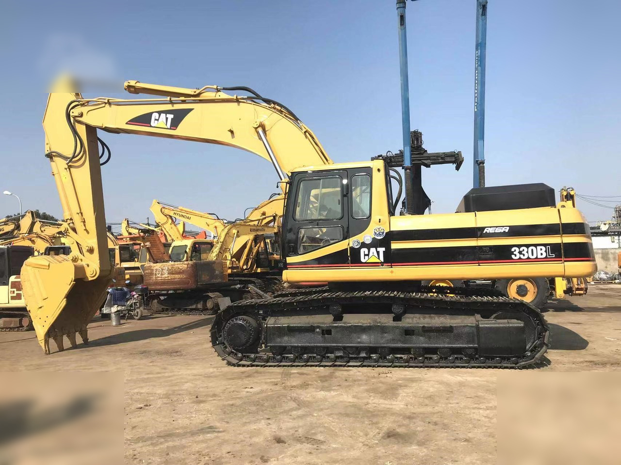 CATERPILLAR 330BL - Верижен багер: снимка 3 CATERPILLAR 330BL - Верижен багер: снимка 3