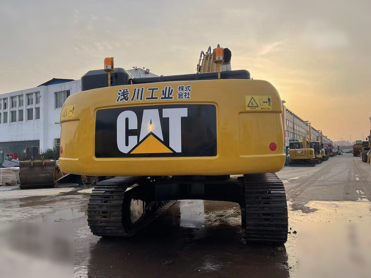 CATERPILLAR 330D - Верижен багер: снимка 3 CATERPILLAR 330D - Верижен багер: снимка 3