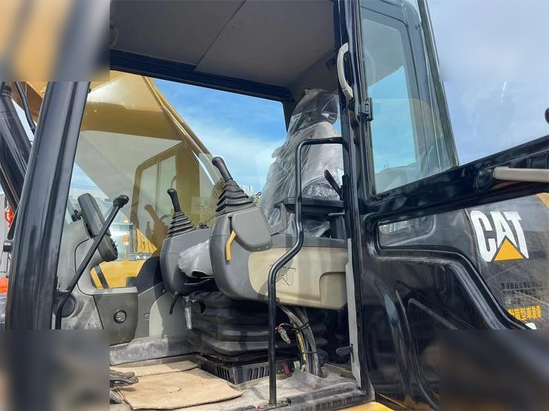 Верижен багер CATERPILLAR 330D2: снимка 11