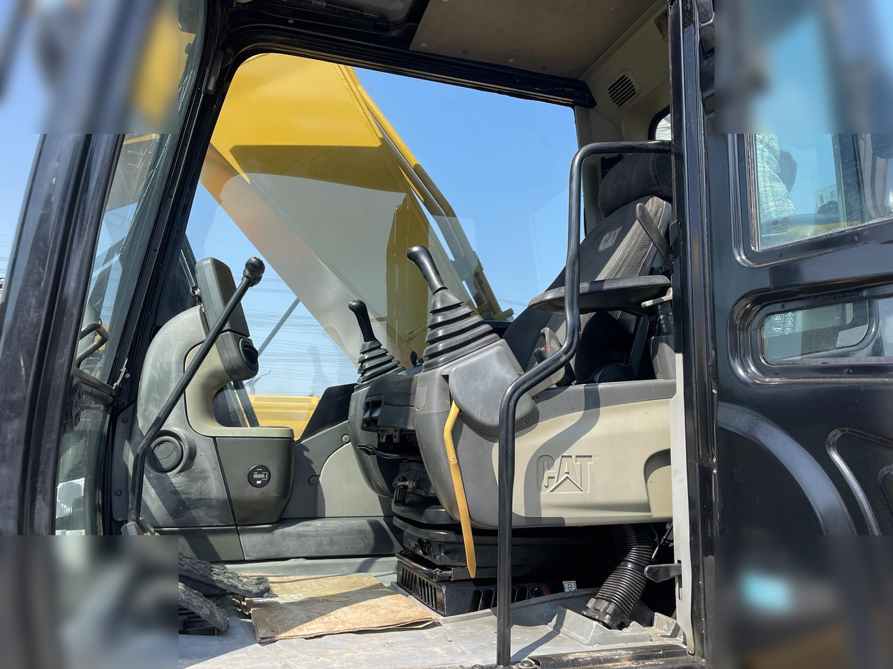 CATERPILLAR 330DL - Верижен багер: снимка 4 CATERPILLAR 330DL - Верижен багер: снимка 4