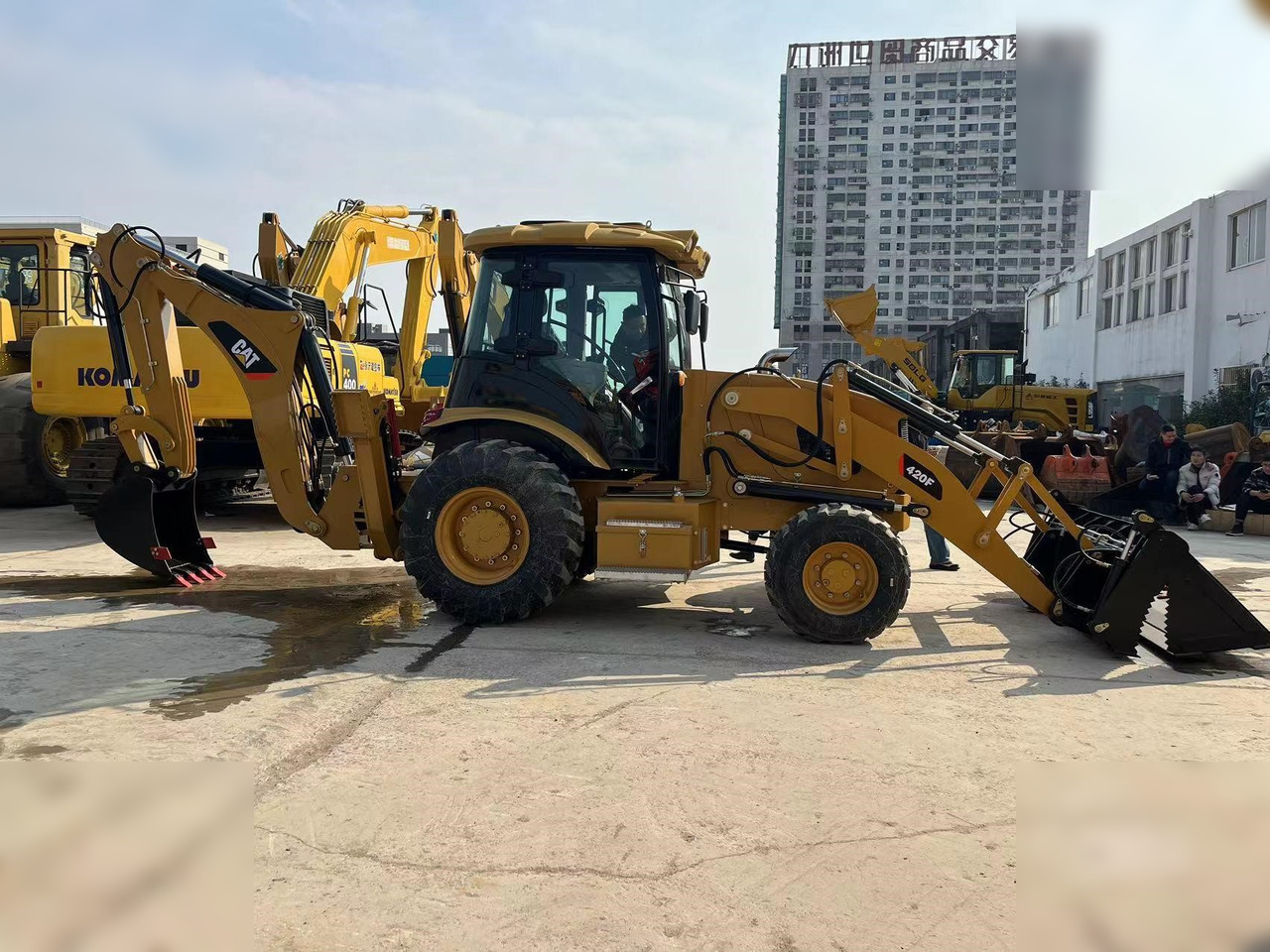 CATERPILLAR 420F - Багер-товарач: снимка 2 CATERPILLAR 420F - Багер-товарач: снимка 2