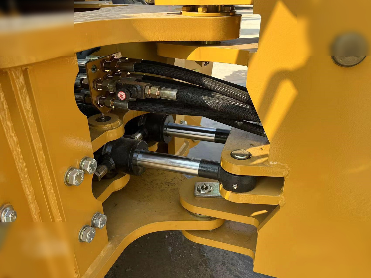 CATERPILLAR 420F - Багер-товарач: снимка 5 CATERPILLAR 420F - Багер-товарач: снимка 5