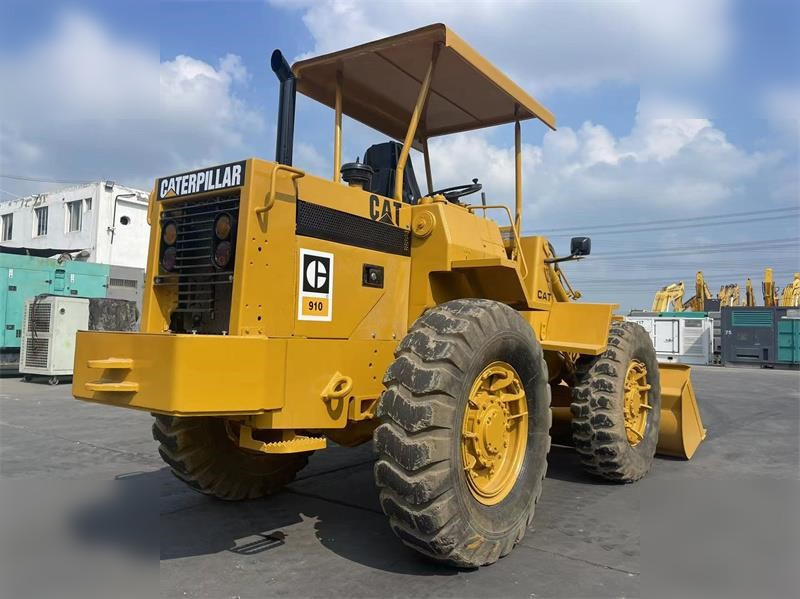 CATERPILLAR 910 - Колесен товарач: снимка 5 CATERPILLAR 910 - Колесен товарач: снимка 5