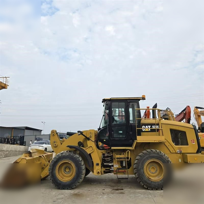 CATERPILLAR 924K - Колесен товарач: снимка 2 CATERPILLAR 924K - Колесен товарач: снимка 2