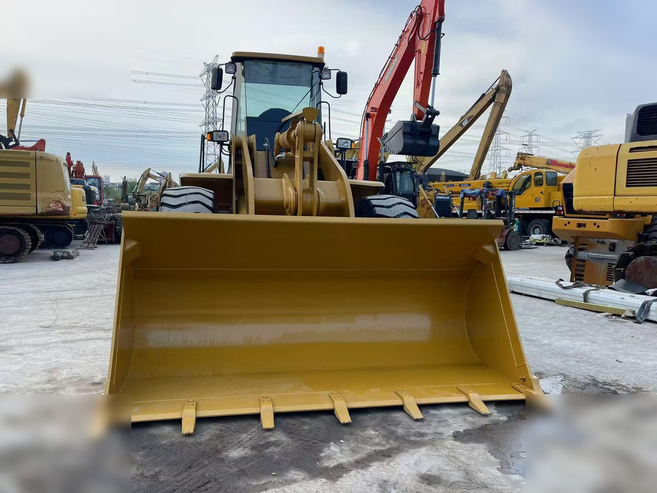 CATERPILLAR 966H - Колесен товарач: снимка 2 CATERPILLAR 966H - Колесен товарач: снимка 2