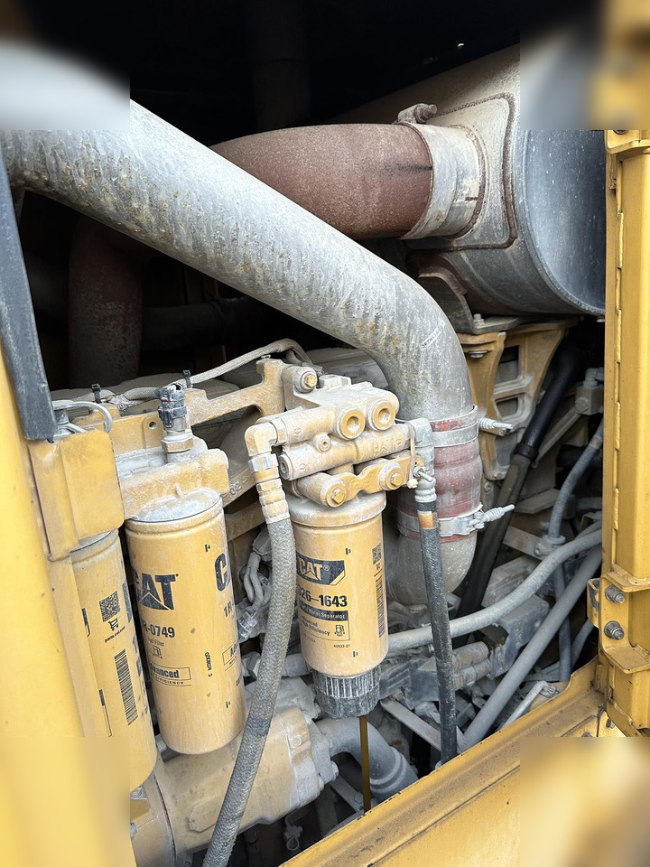 CATERPILLAR 986H - Колесен товарач: снимка 4 CATERPILLAR 986H - Колесен товарач: снимка 4