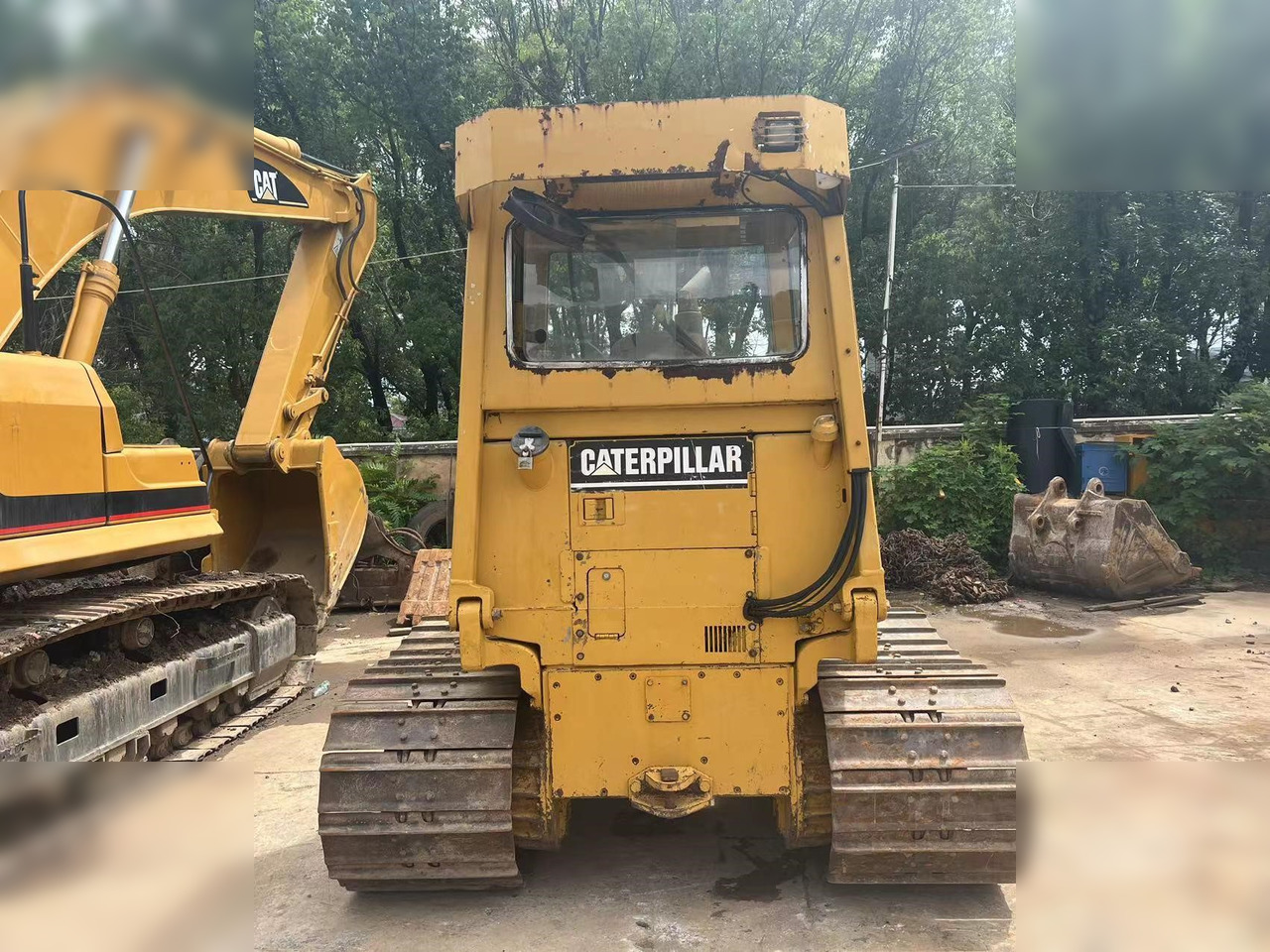 CATERPILLAR D5C - Булдозер: снимка 2 CATERPILLAR D5C - Булдозер: снимка 2