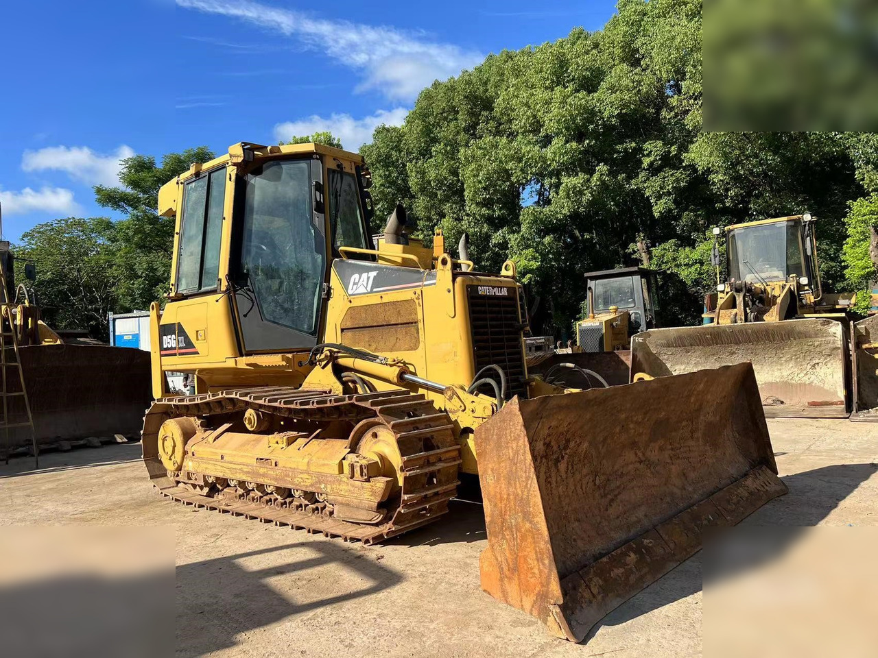 CATERPILLAR D5G XL - Булдозер: снимка 2 CATERPILLAR D5G XL - Булдозер: снимка 2