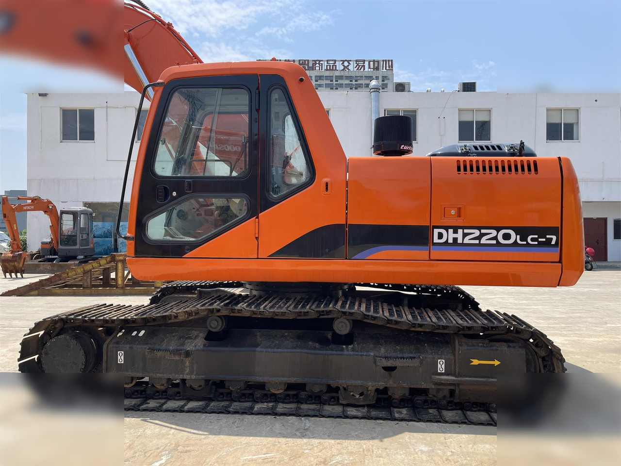 DOOSAN DH220 LC-7 - Верижен багер: снимка 2 DOOSAN DH220 LC-7 - Верижен багер: снимка 2