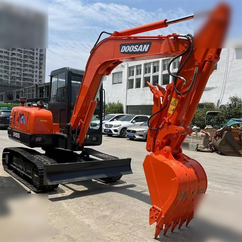DOOSAN DH55-V - Мини багер: снимка 3 DOOSAN DH55-V - Мини багер: снимка 3