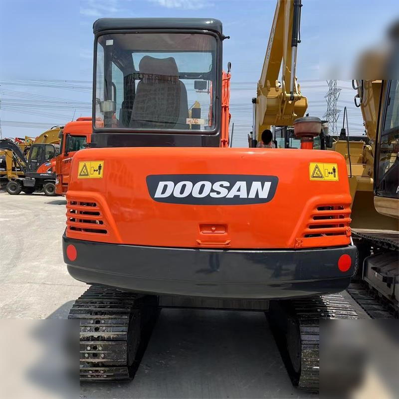 DOOSAN DH55-V - Мини багер: снимка 5 DOOSAN DH55-V - Мини багер: снимка 5