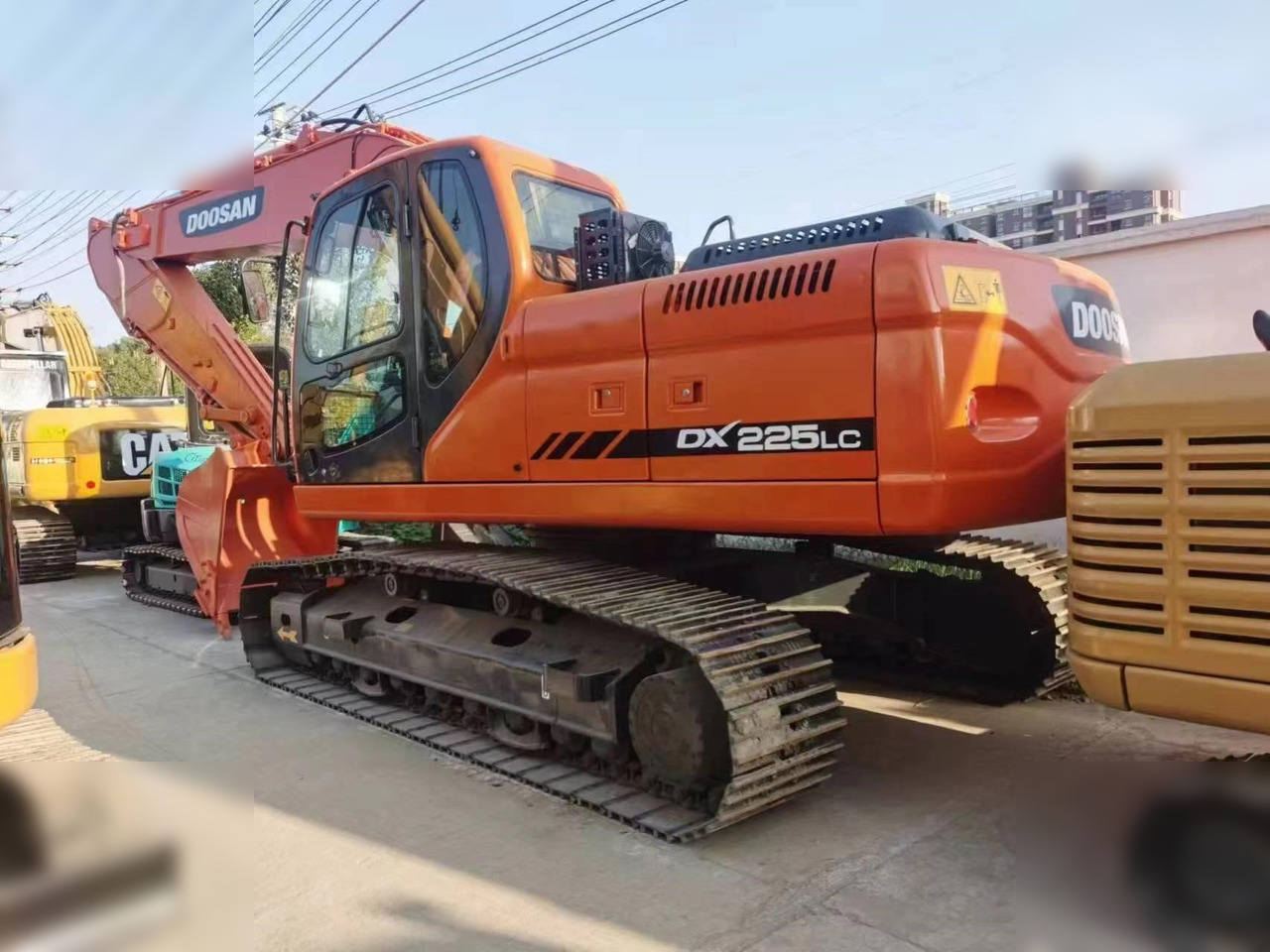 DOOSAN DX225 LC - Верижен багер: снимка 1 DOOSAN DX225 LC - Верижен багер: снимка 1