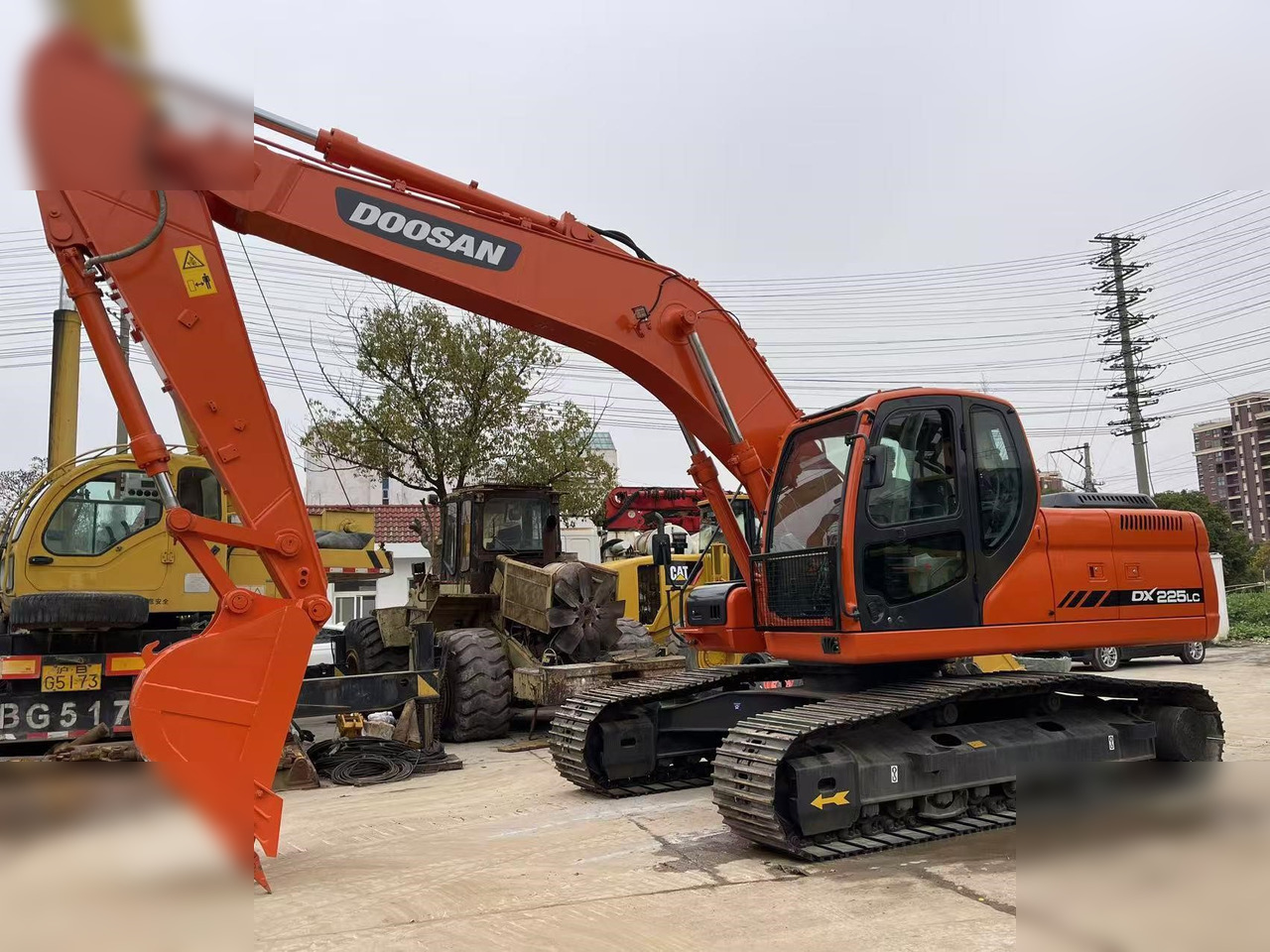DOOSAN DX225 LC - Верижен багер: снимка 2 DOOSAN DX225 LC - Верижен багер: снимка 2