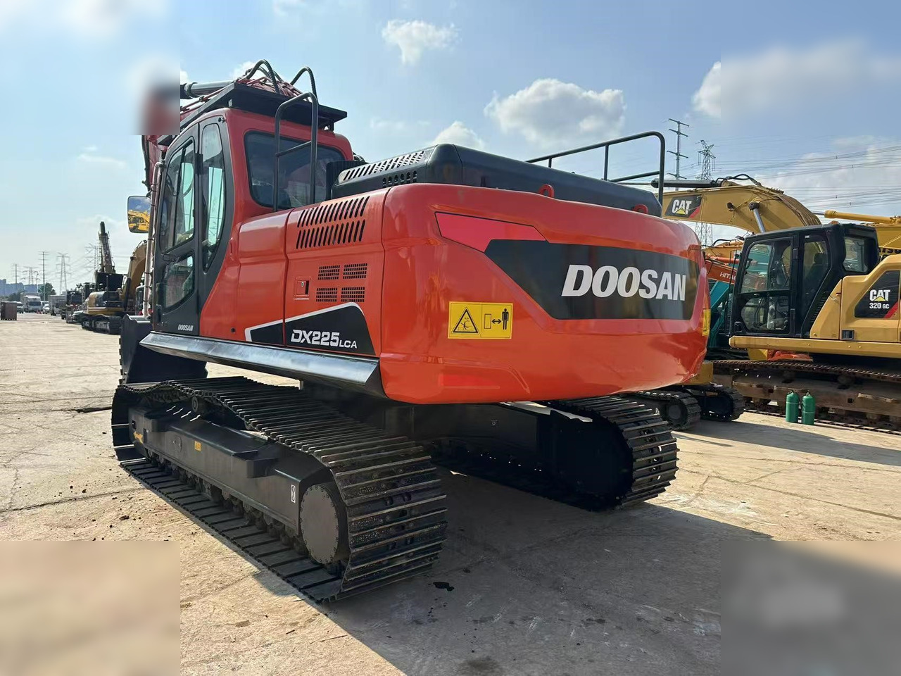DOOSAN DX225 LCA - Верижен багер: снимка 4 DOOSAN DX225 LCA - Верижен багер: снимка 4